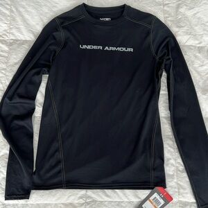 New with tags, Under Armour heat gear compression T-shirt. Size small.